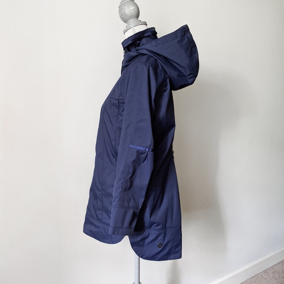 RARE Lululemon Fo Drizzle Rain Jacket Deep Navy - Picture 4 of 8